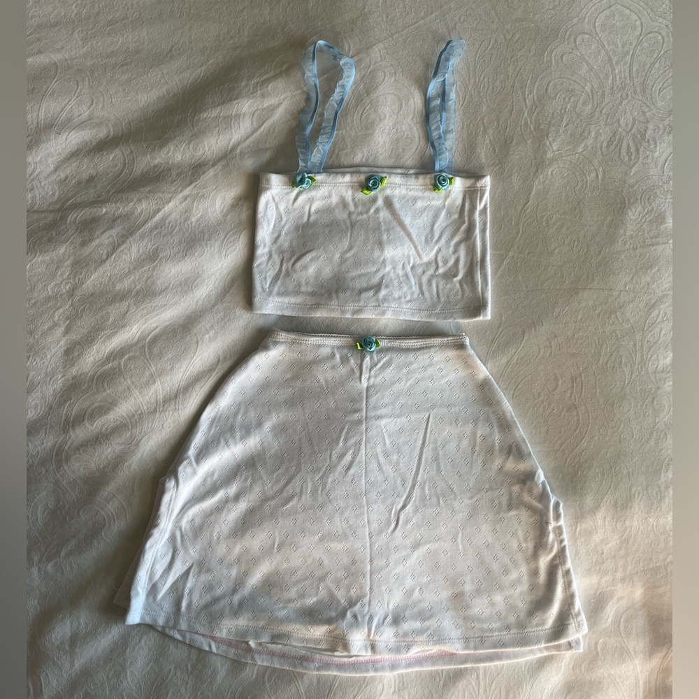 Nebbity matching skirt set